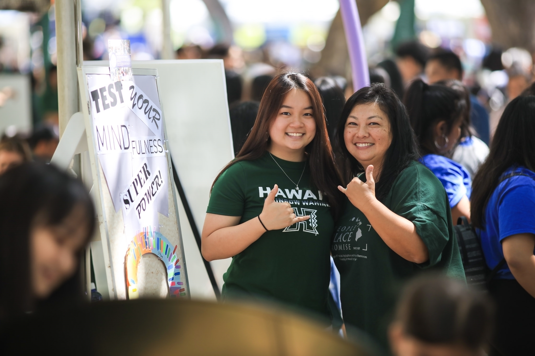HDFS student and faculty at Manoa Experience Event